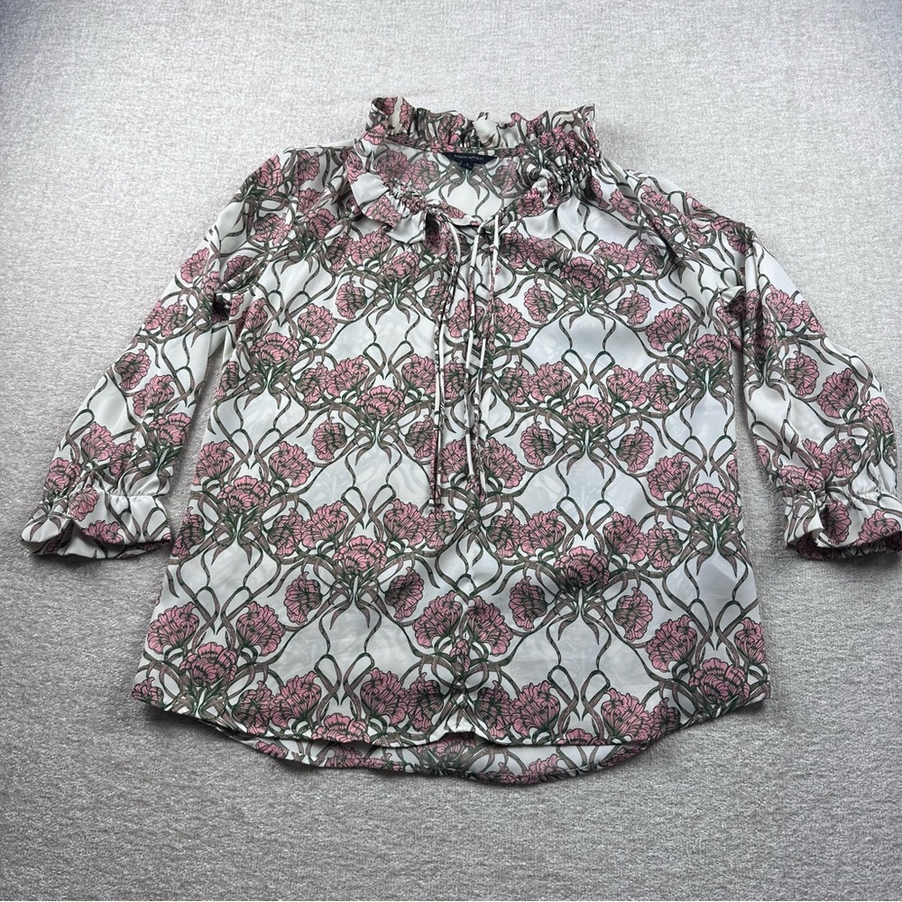 Banana Republic Floral Print Long Sleeve Flutter Collar Blouse Womens Size Small